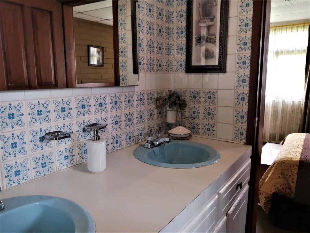 Chester'S B&B Tababela Luaran gambar